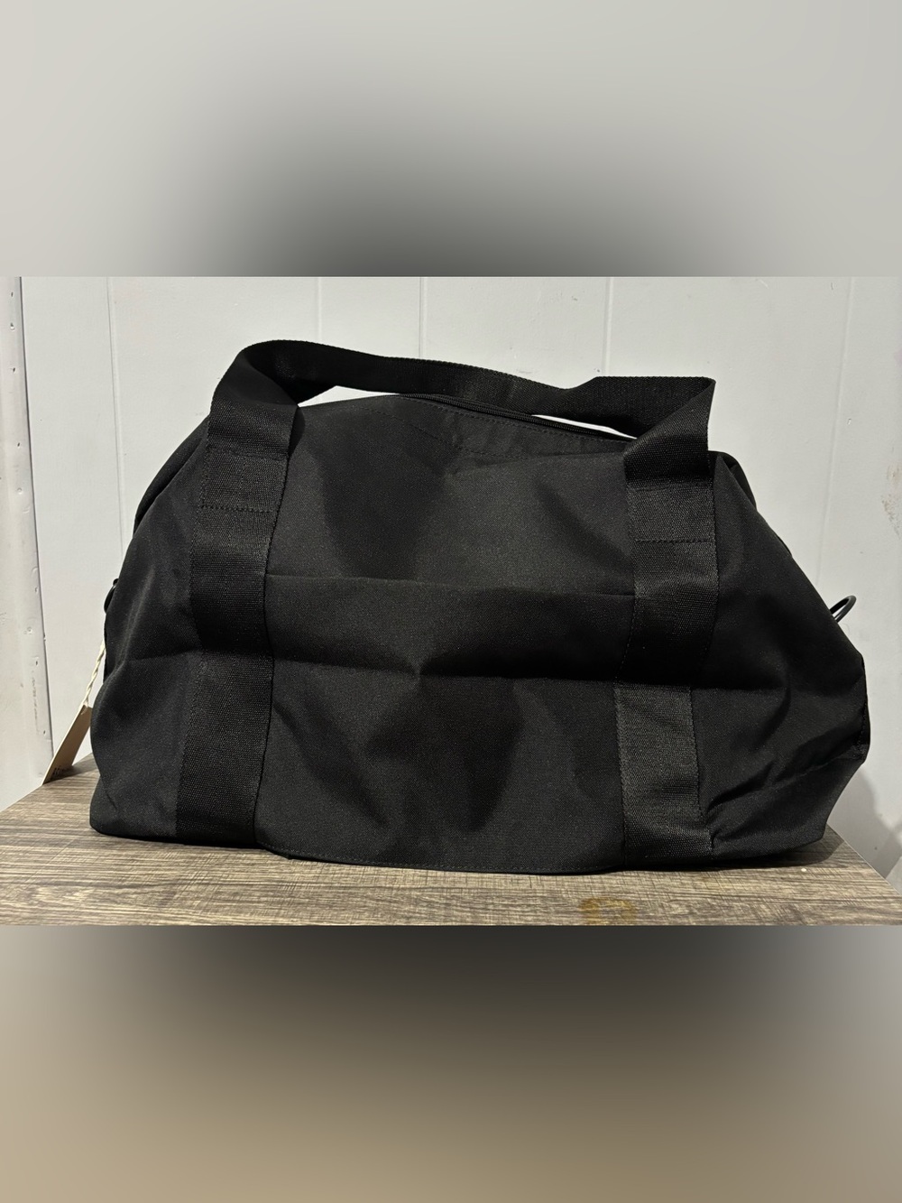 BEIS The BÉISics Duffle 
in Black - Picture 2 of 9